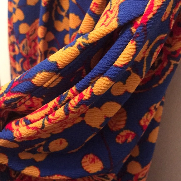 Amelia. LulaRoe. - Picture 3 of 5